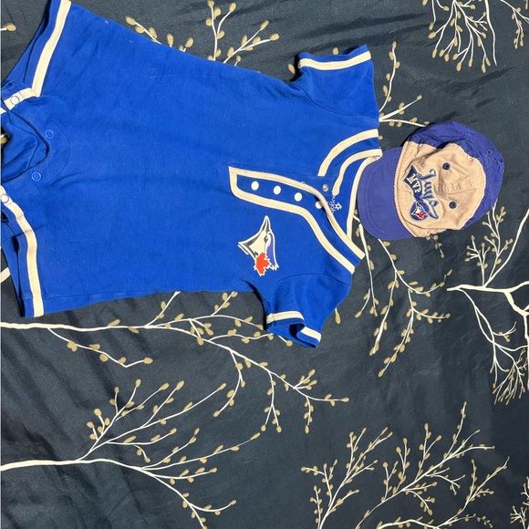 Infant blue jays jumpsuit/ romper unisex set - Picture 2 of 7